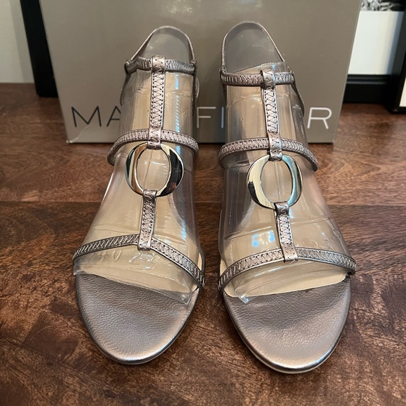 Marc Fisher Pewter elastic dress sandal with metal ornament. Size 9M. NEW! - Picture 5 of 6